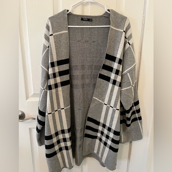 Bershka Grey Plaid Cardigan size M - Picture 2 of 5